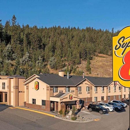 Super 8 By Wyndham Kamloops On The Hill Hotel Exterior photo